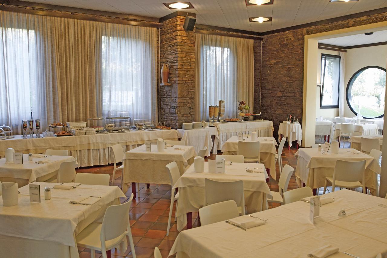 Hotel Ideal Сірміоне Екстер'єр фото